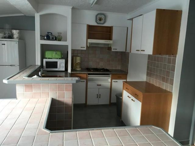 Appartement Rez De Chausse Bollène Exterior foto